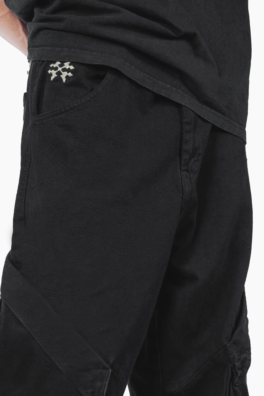 SHADE CARGO PANTS BLACK UNISEX