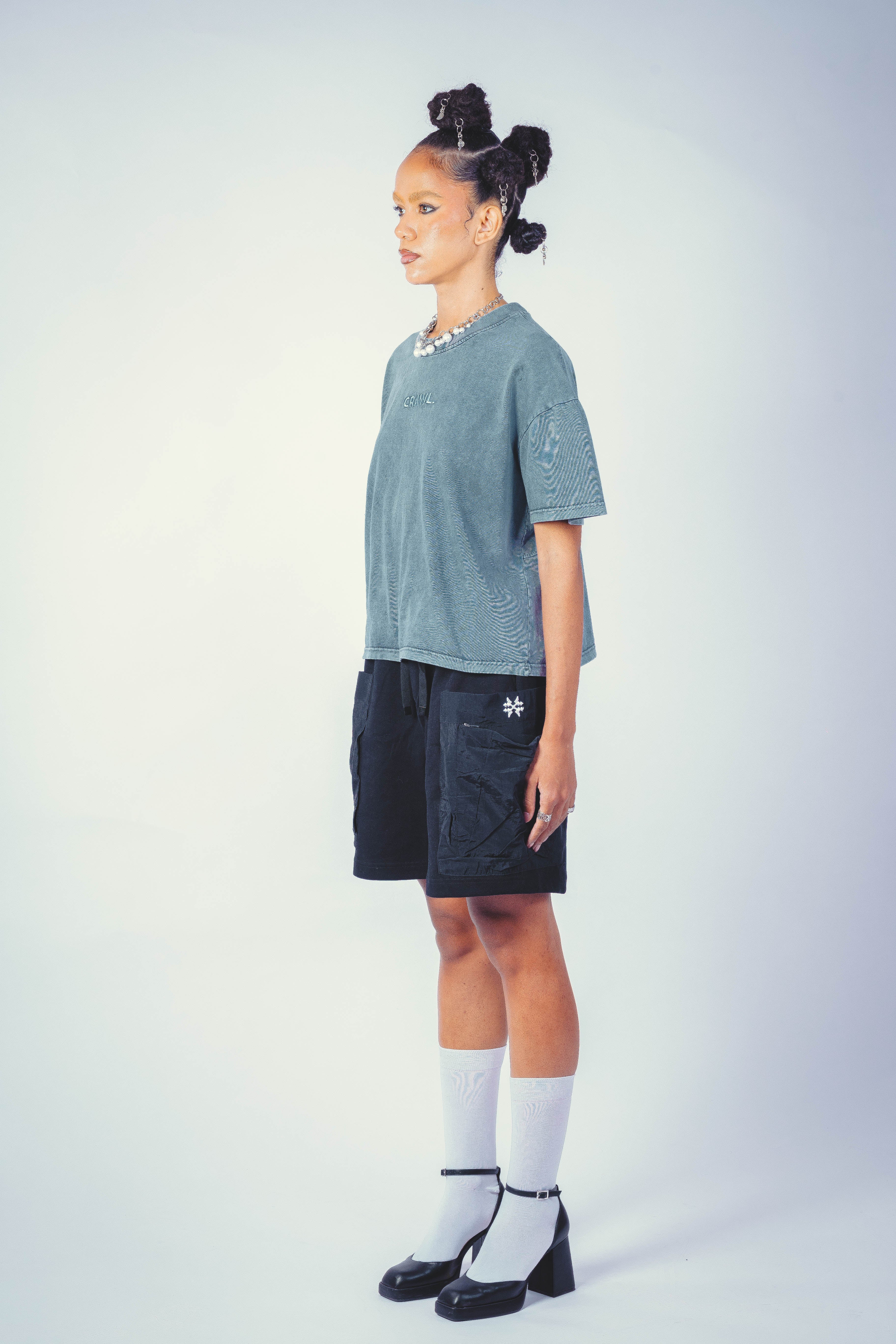 SHADE CARGO SHORTS BLACK UNISEX