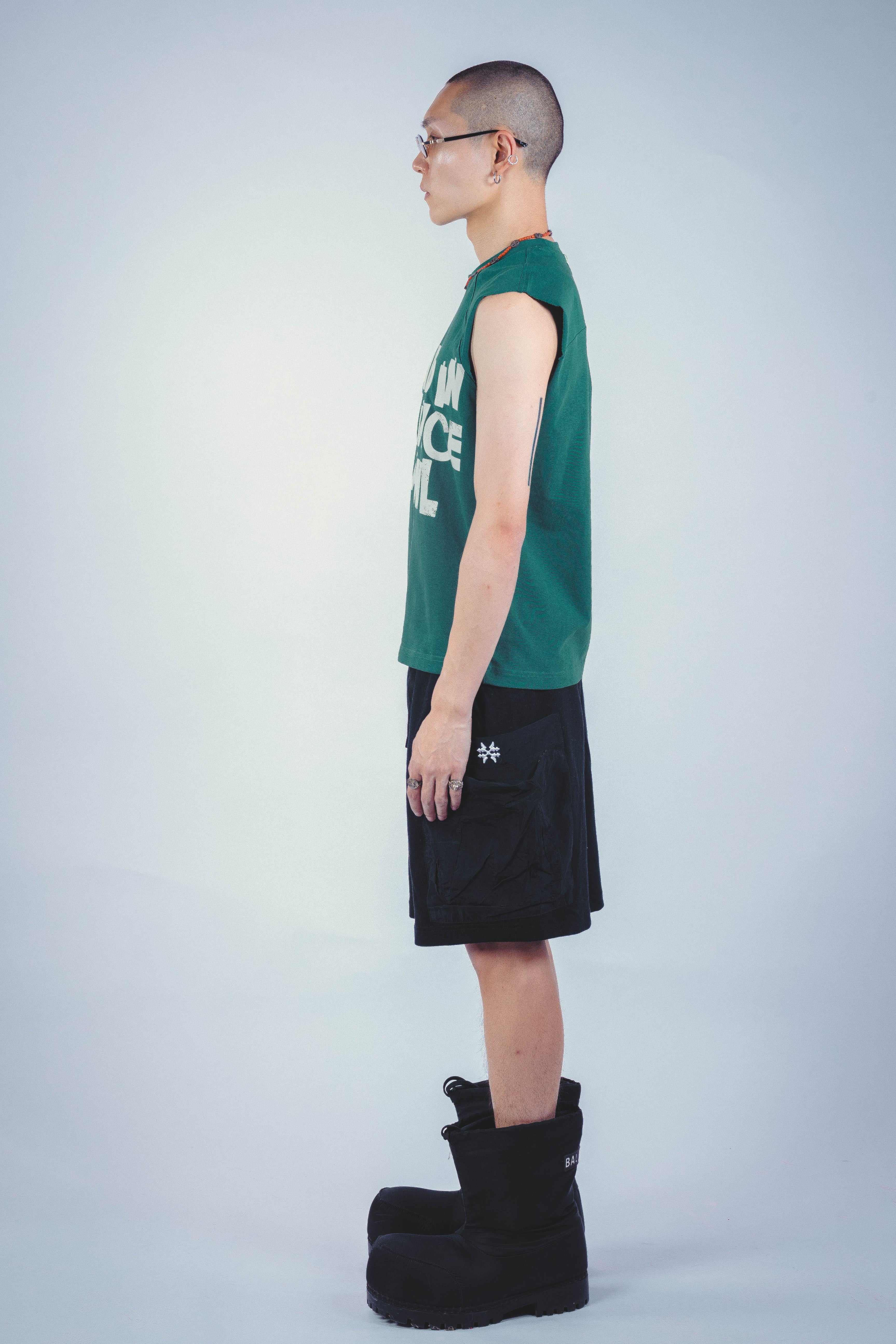 DRAPE SLEEVELESS TSHIRT GREEN UNISEX